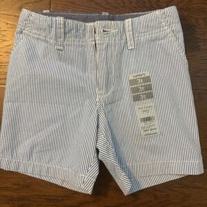 Carter’s 3T seersucker shorts